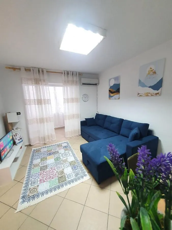 New# Bright Apartment-Tirana City Center 0*, 티라나