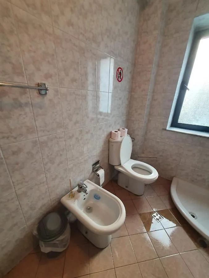New# Bright Apartment-Tirana City Center 아파트 티라나