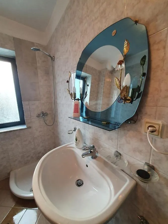 New# Bright Apartment-Tirana City Center 0*, 티라나 알바니아
